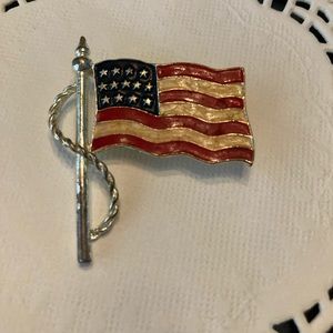 American 🇺🇸 Flag Pin